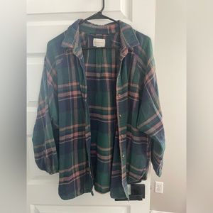 Barely wear this anymore. Tapered feminine sleeves, great for fall!